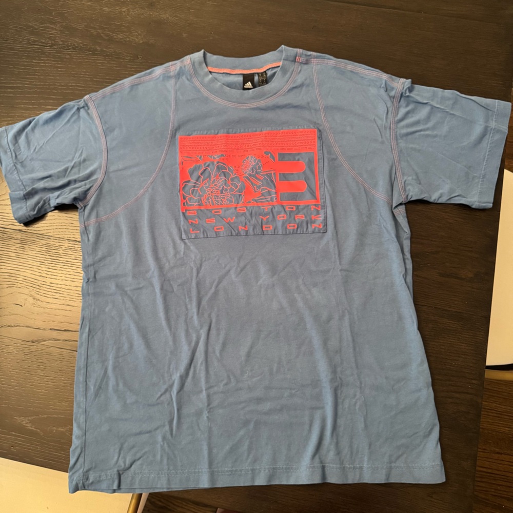 Oversized Adidas Graphic T-shirt